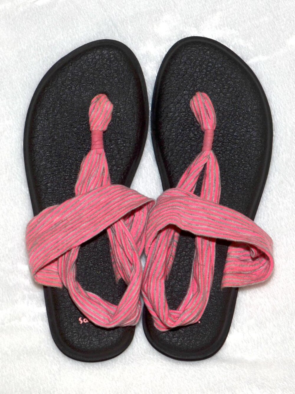 10 Sanuk Yoga Sling 2 Sandals Pink Grey Striped Yoga Mat Comfort Strappy Stretch